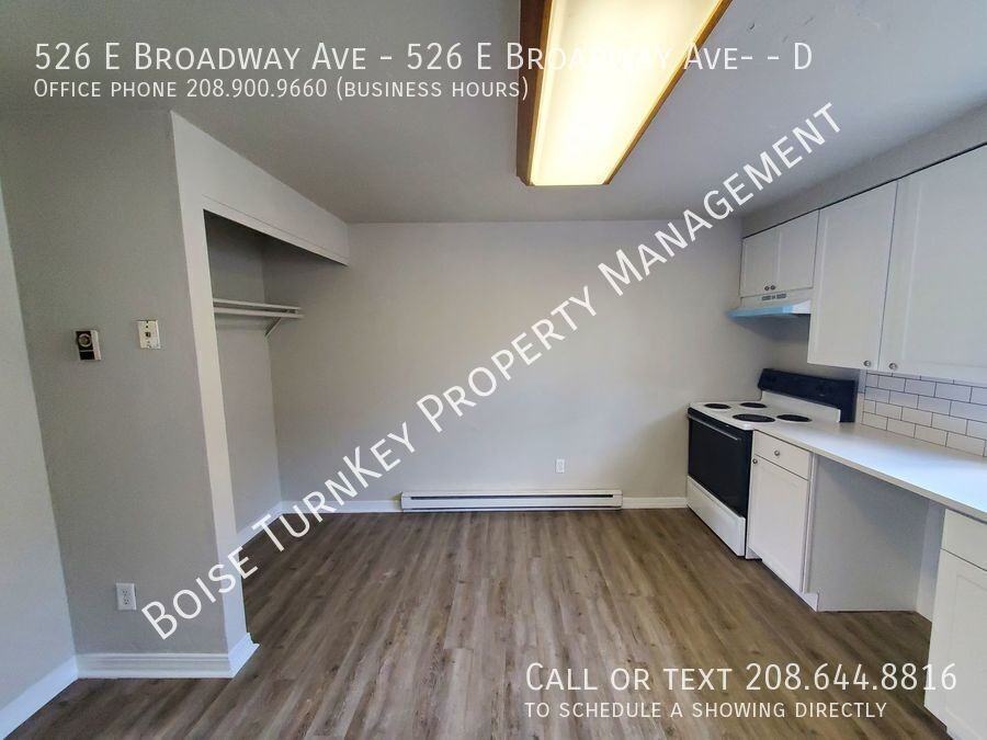 BROADWAY & #D - Photo 5 of 28