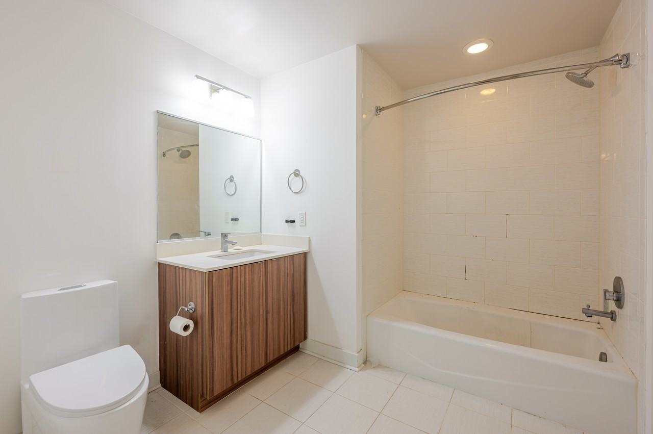460 New York Ave Nw #501 - Photo 4 of 43