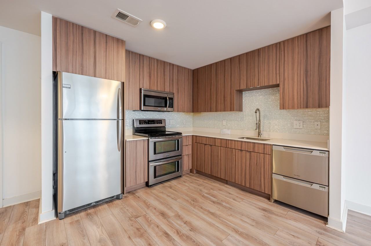 460 New York Ave Nw #501 - Photo 6 of 43