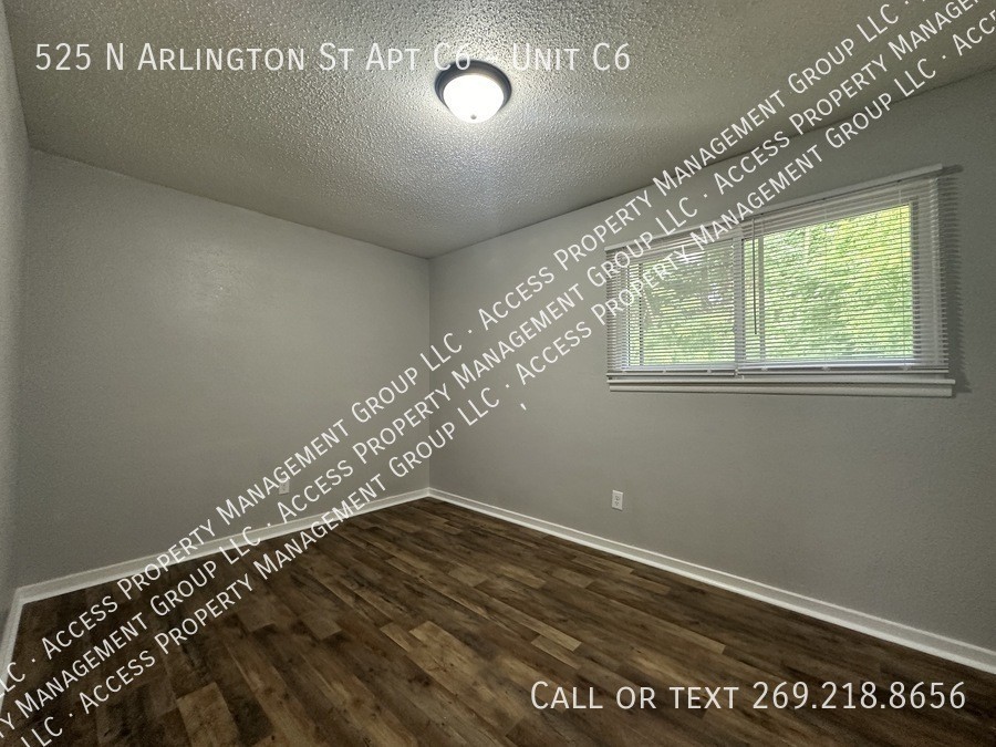 525 N Arlington St Apt C6 #C6 - Photo 3 of 9