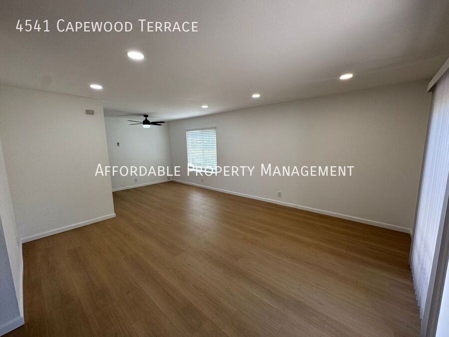 4541 Capewood Ter - Photo 3 of 16