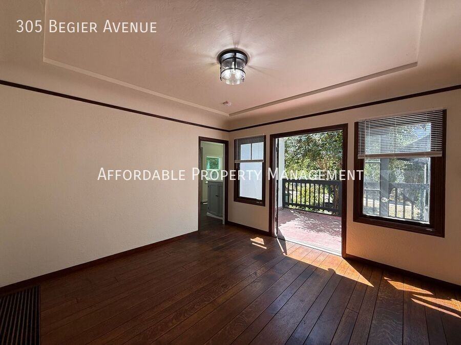 305 Begier Ave - Photo 7 of 26