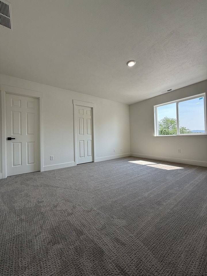 13301 E Alki Ave #1 - Photo 7 of 14