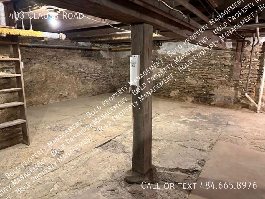 403 Clauss Rd - Photo 5 of 23