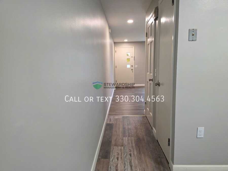 1738 Harvard Ave Nw - Photo 5 of 24