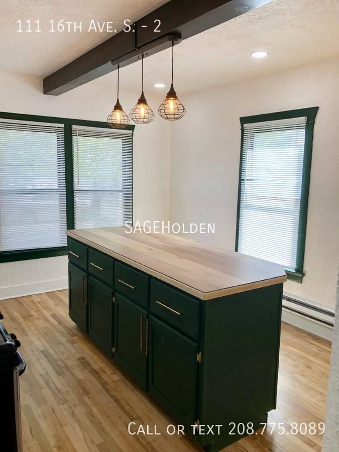 111 16th Ave S #2 - Photo 4 of 24