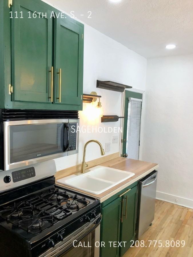 111 16th Ave S #2 - Photo 7 of 24