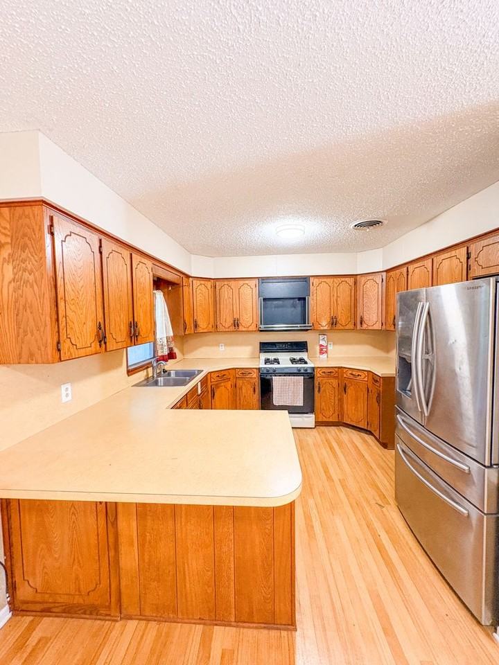 1314 N 2nd St - Photo 5 of 18