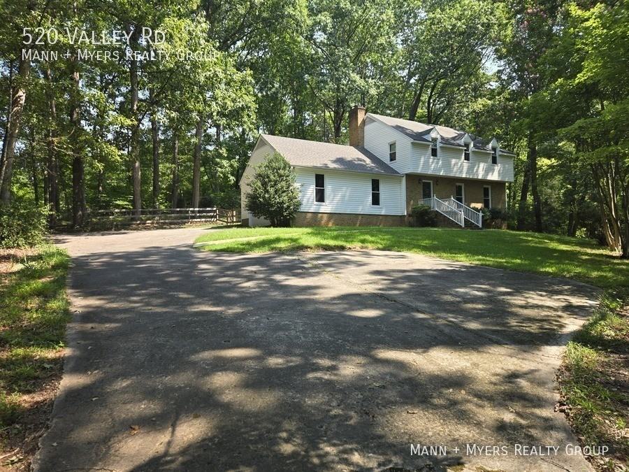 520 Valley Rd - Photo 2 of 43