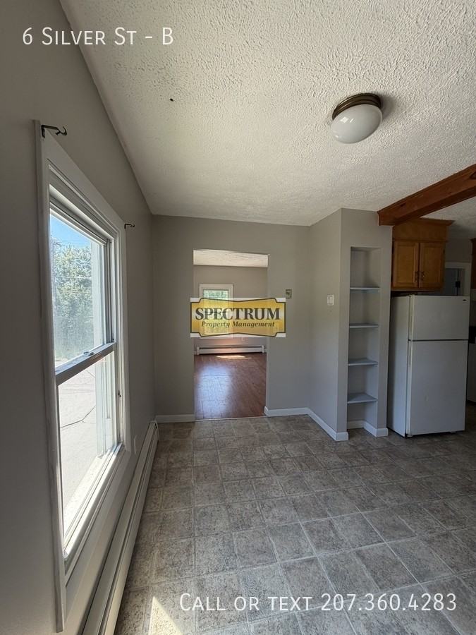 6 Silver St #B - Photo 3 of 10