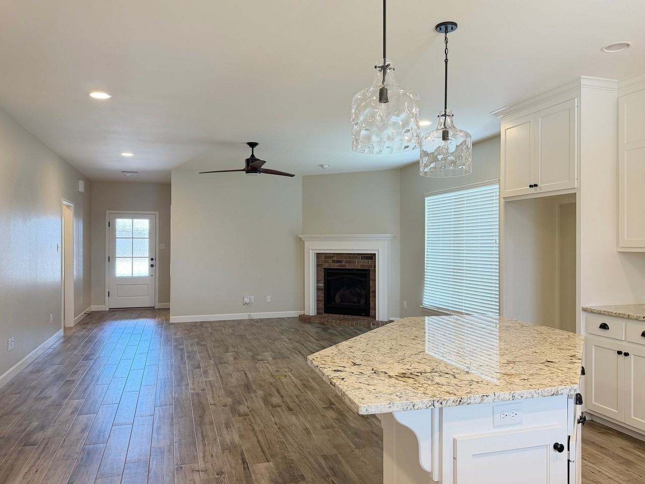 1322 Solomon Ln - Photo 7 of 20