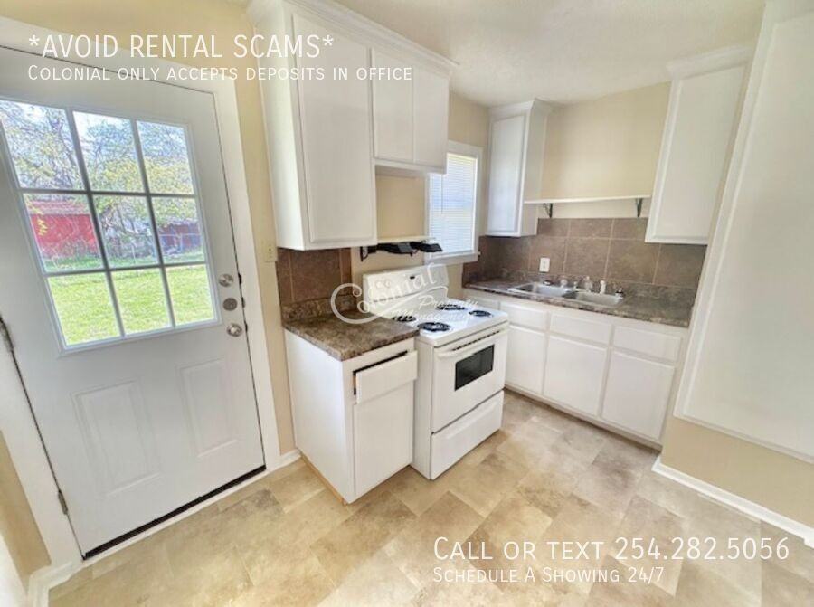 506 Mary St - Photo 4 of 13