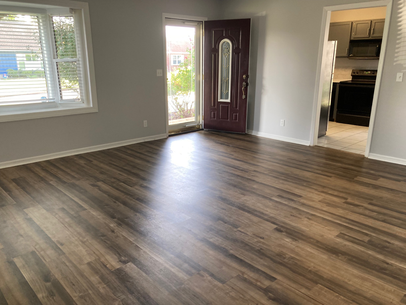 411 E 8th Ave - Photo 4 of 20