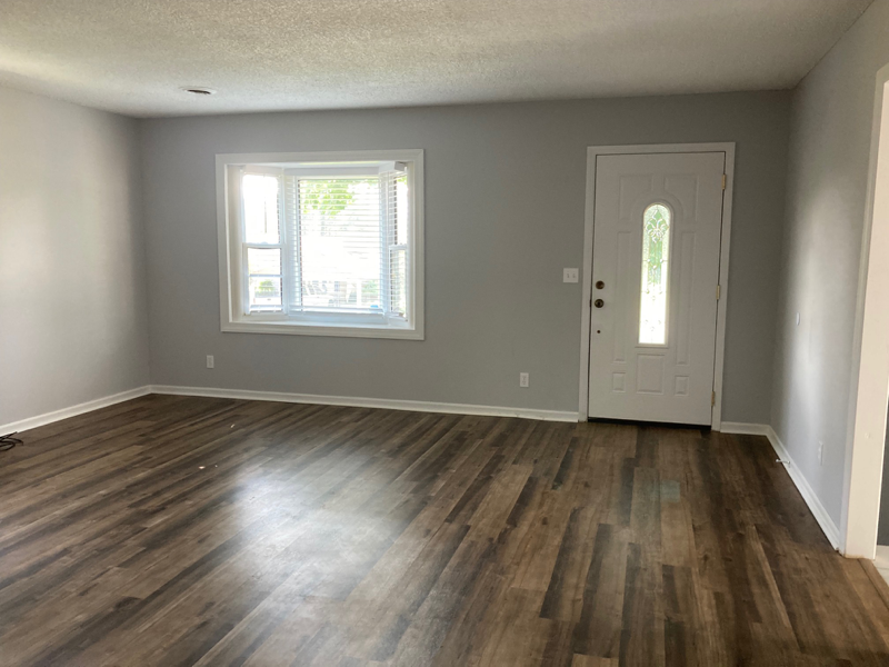 411 E 8th Ave - Photo 5 of 20