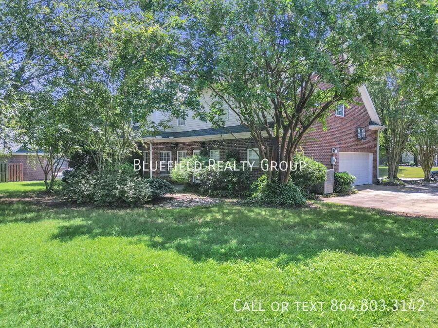 343 Rhapsody Ln - Photo 2 of 33