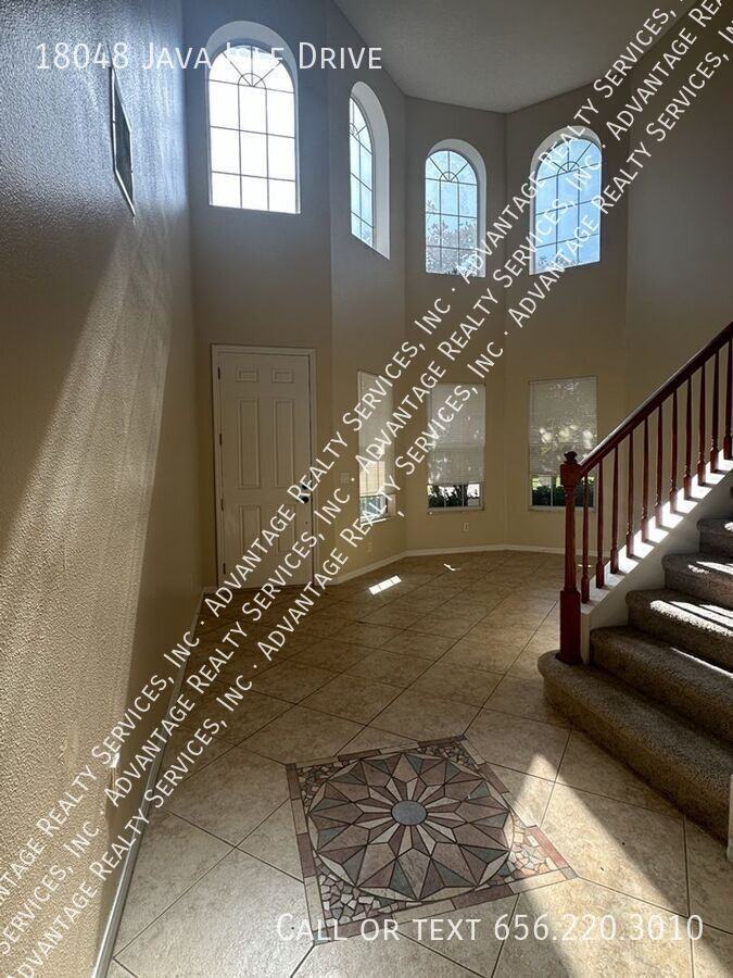 18048 Java Isle Dr - Photo 4 of 22
