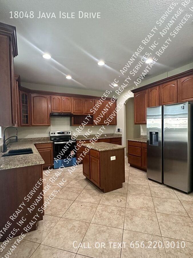 18048 Java Isle Dr - Photo 6 of 22