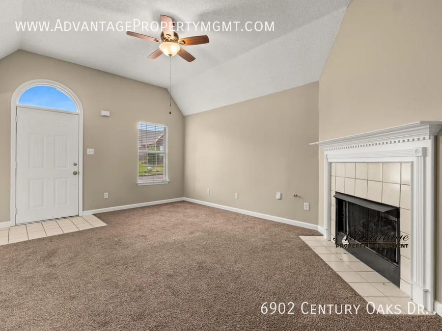 6902 Century Oaks Dr - Photo 5 of 17