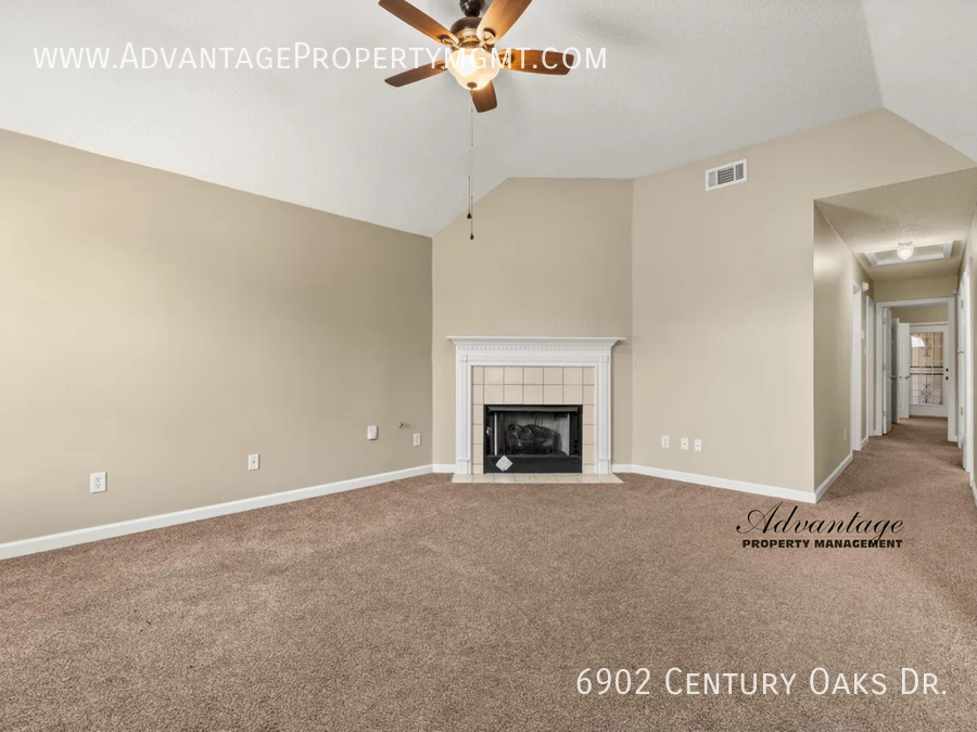 6902 Century Oaks Dr - Photo 6 of 17