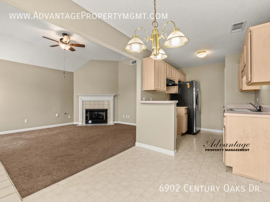 6902 Century Oaks Dr - Photo 7 of 17