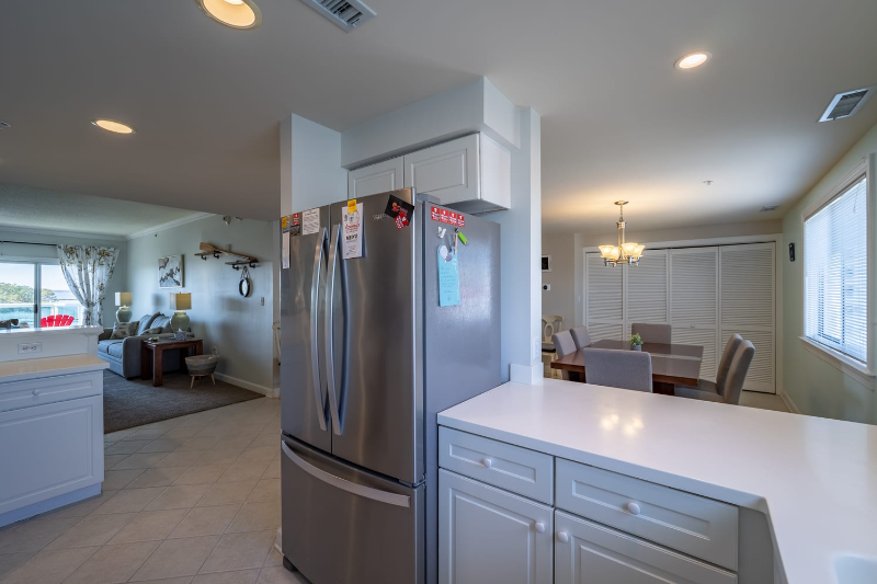 105 63rd St #201 - Photo 6 of 31