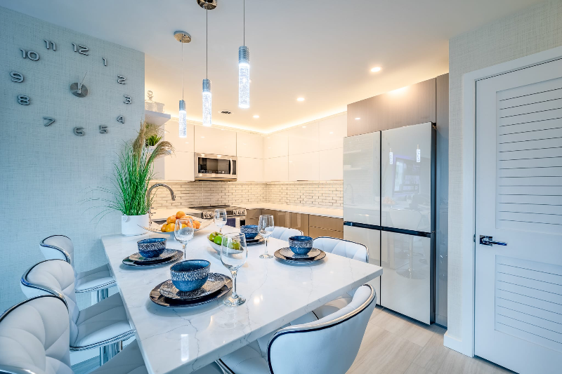105 120th St - Photo 6 of 19