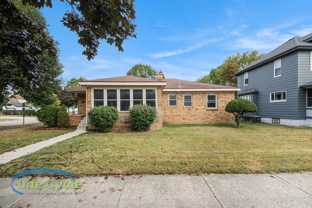 1055 Lake Michigan Dr Nw #1 - Photo 1 of 1