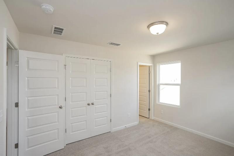 5401 Zinnia Ln - Photo 7 of 17