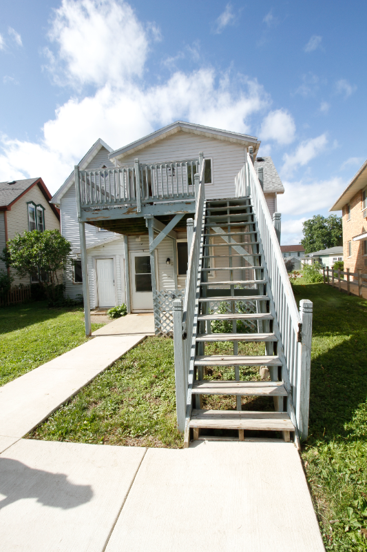 49 E Hudson St - Photo 2 of 10