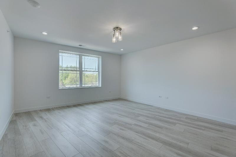 8110 Lincoln Ave #3E - Photo 2 of 12