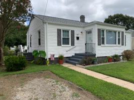 featured image of 631 Willow Dr