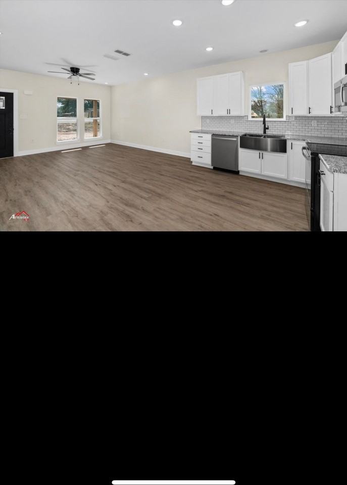 3219 Stone Rd - Photo 4 of 15