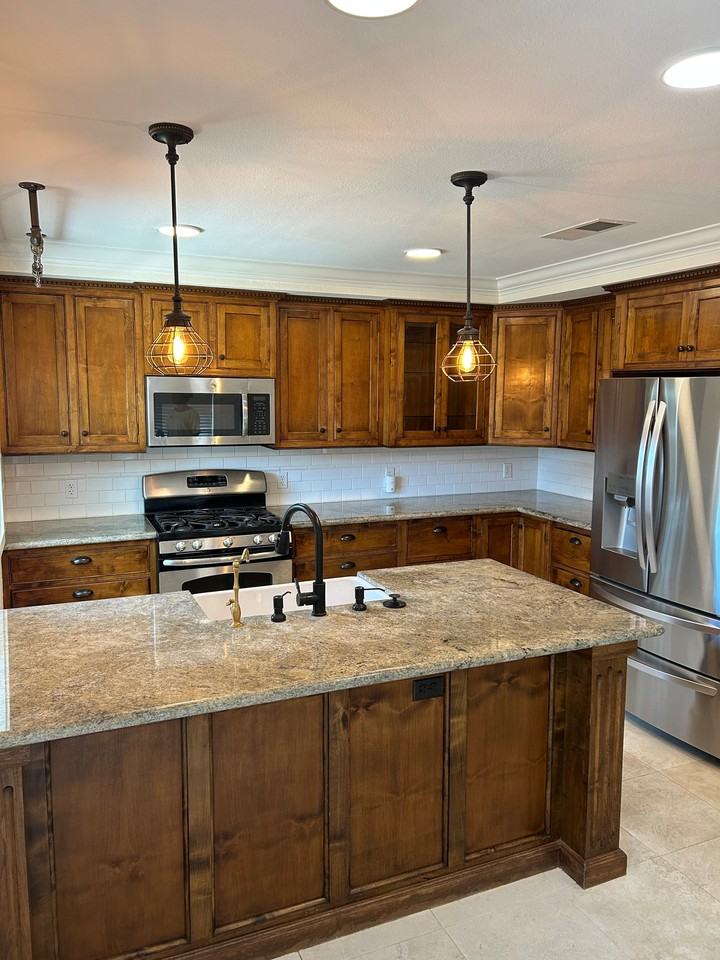 21 Windjammer - Photo 3 of 12