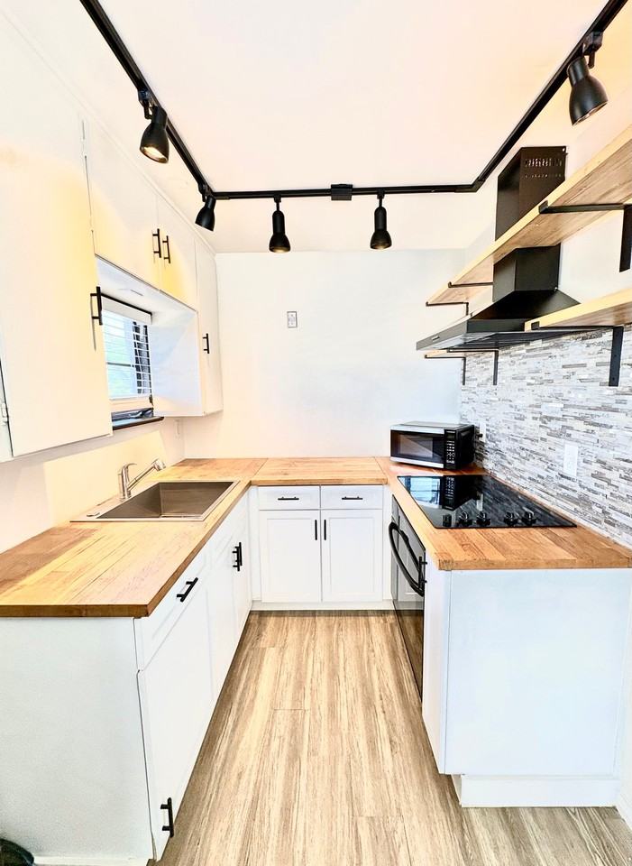 1530 E Diamond St #4 - Photo 7 of 16
