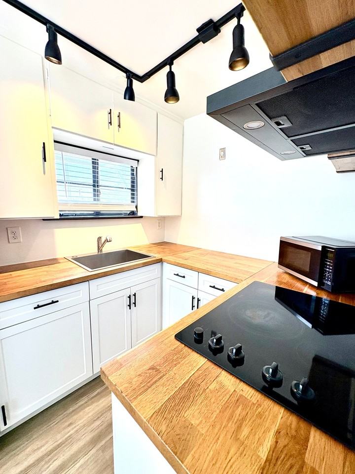 1530 E Diamond St #4 - Photo 6 of 16