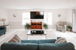 589 Moore Rd #B - Photo 1 of 1