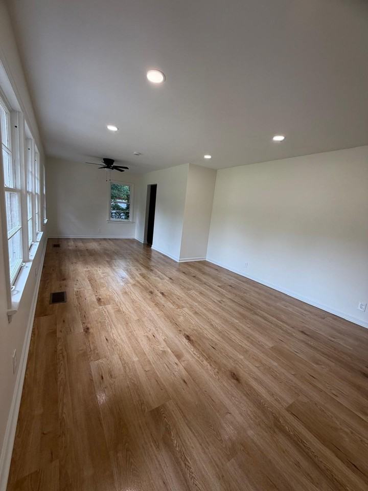 4614 Avenue I - Photo 3 of 17