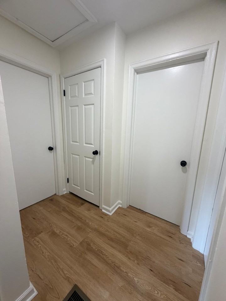 4614 Avenue I - Photo 7 of 17