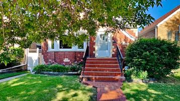 featured image of 3110 N Austin Ave