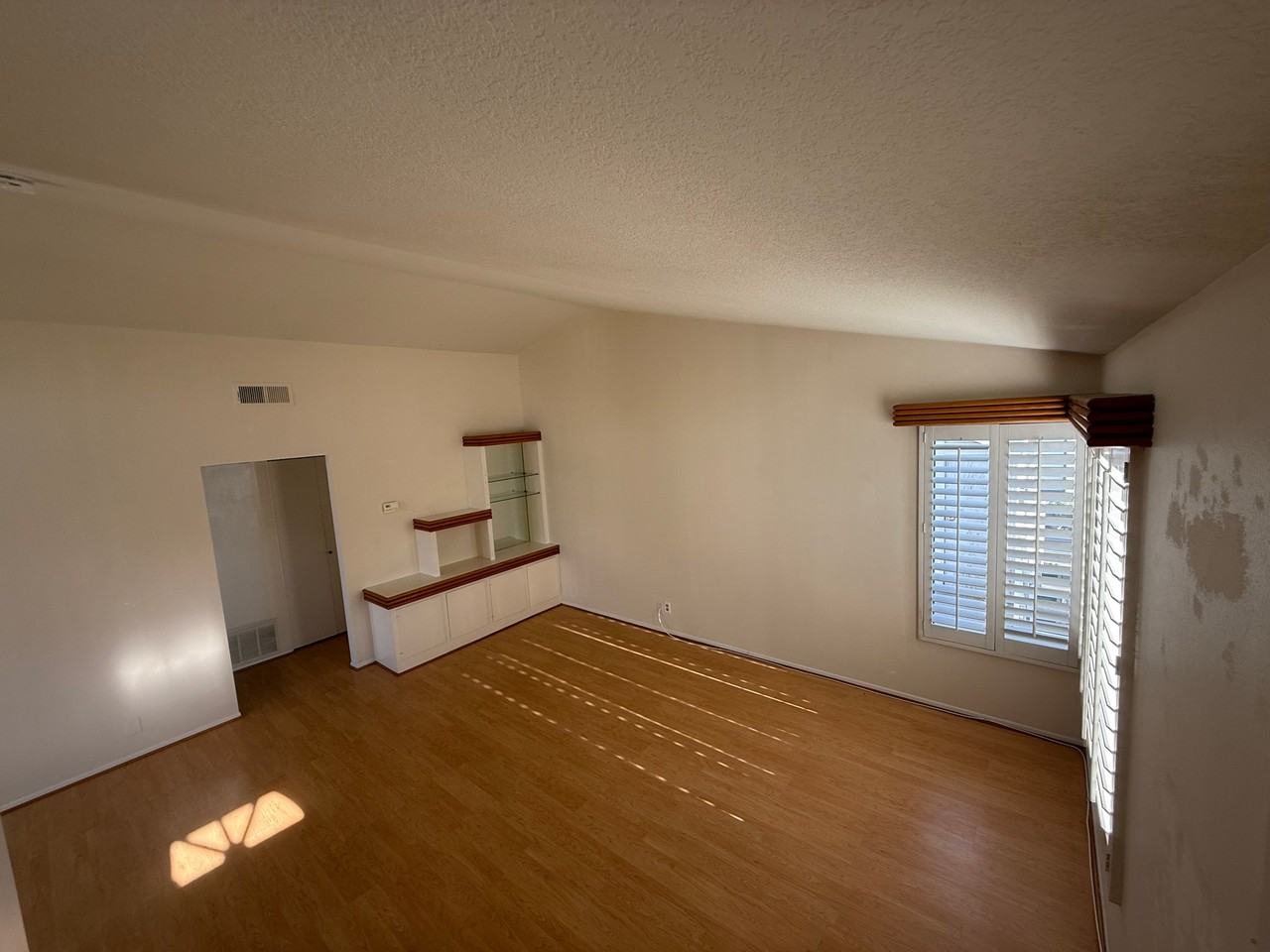 109 Remington - Photo 2 of 15
