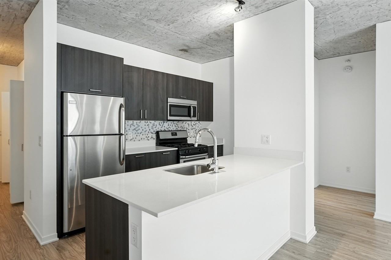 1335 S Wabash Ave - Photo 5 of 15
