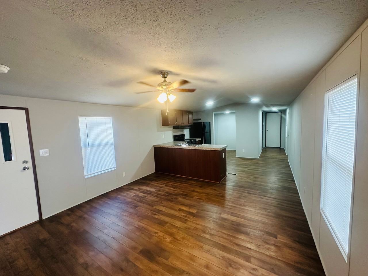 7775 Florida Blvd #16 - Photo 2 of 17