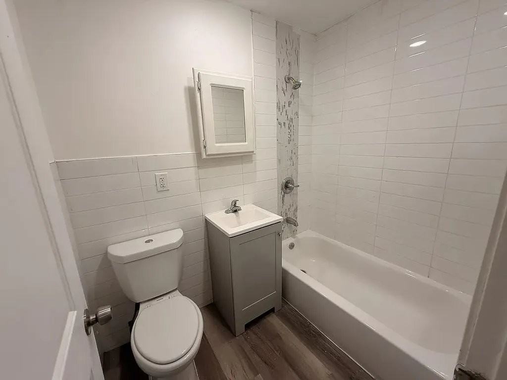 9 Catherine Ct #1B - Photo 5 of 5