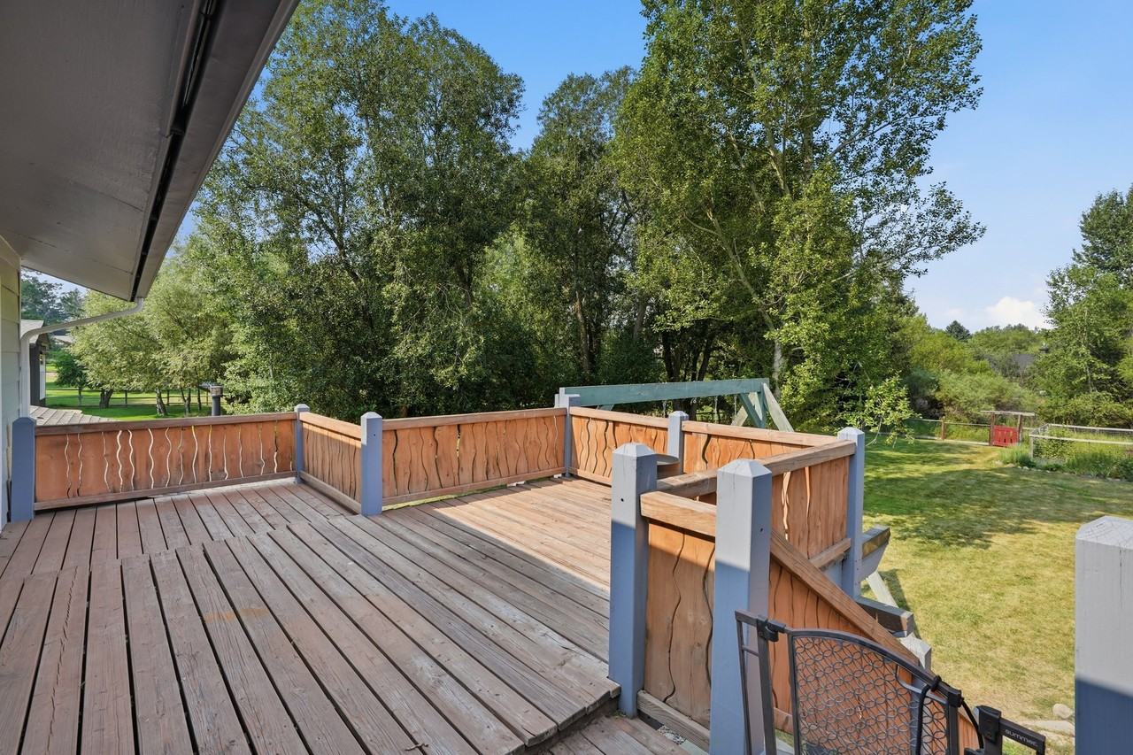71 Hitching Post Rd - Photo 4 of 27