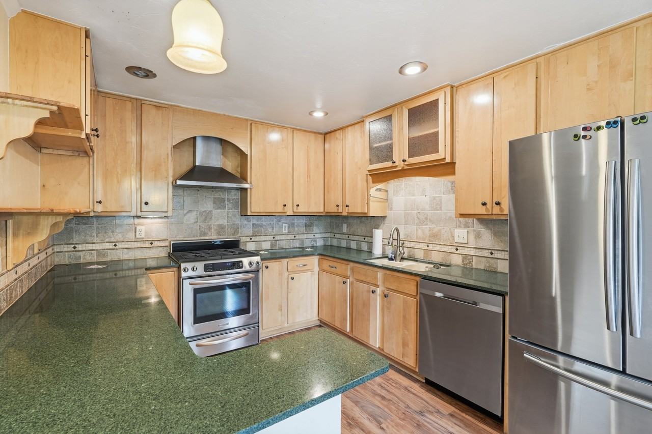 71 Hitching Post Rd - Photo 6 of 27