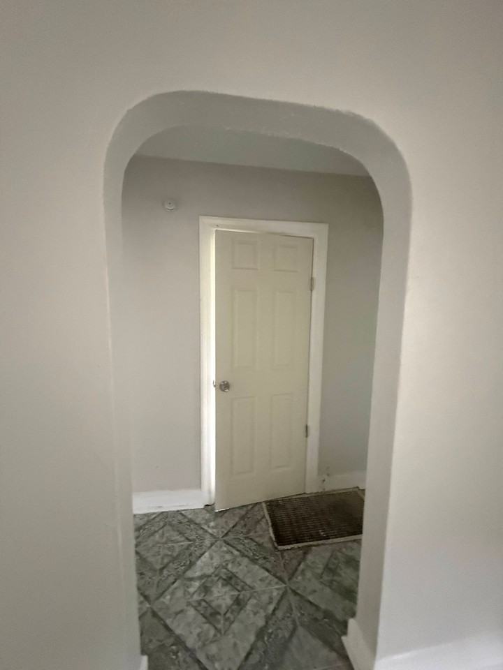 4519 June Ave - Photo 5 of 20