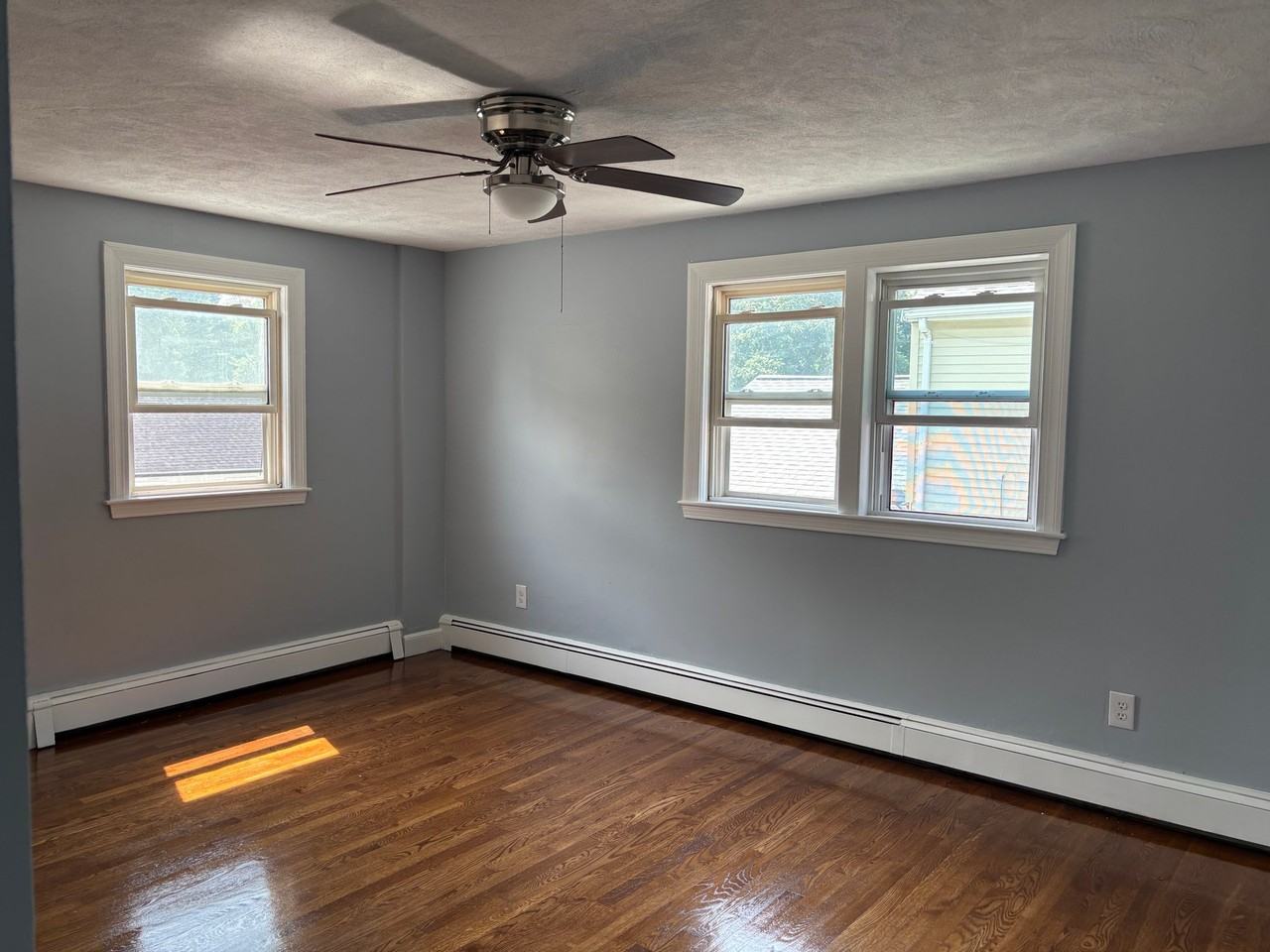 240 Washington St #3 - Photo 3 of 8