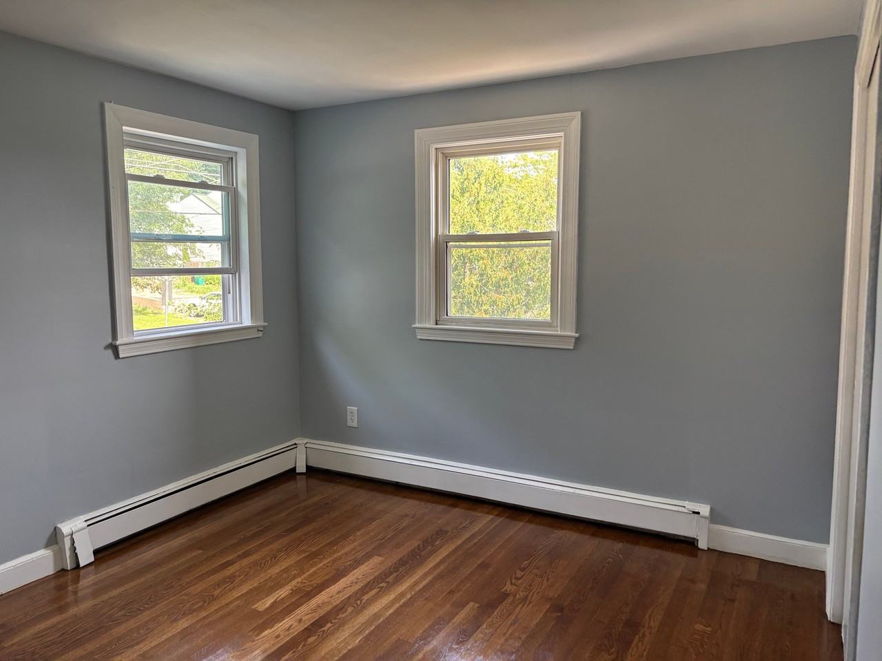 240 Washington St #3 - Photo 6 of 8