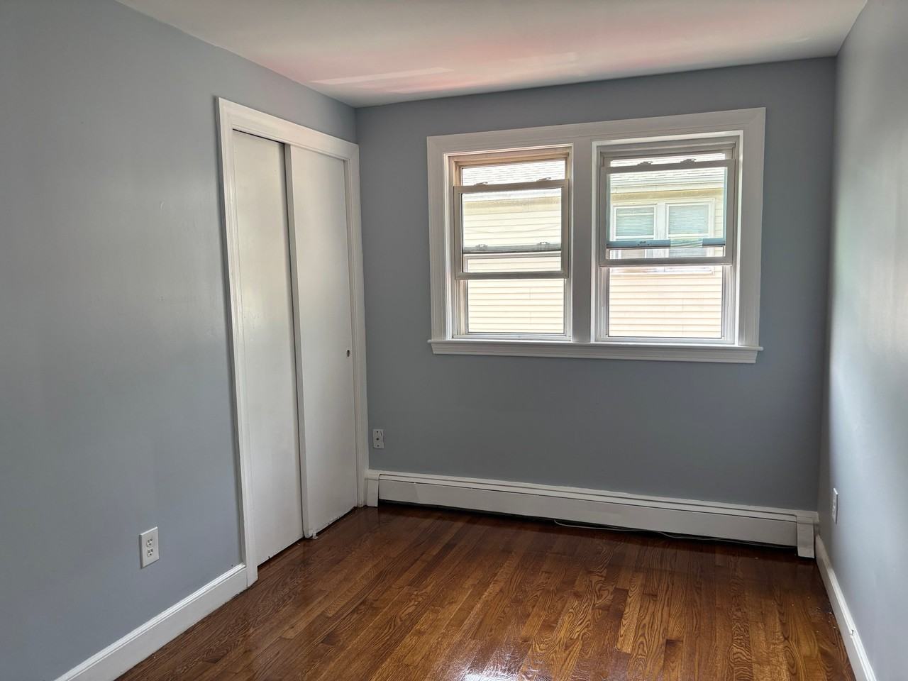 240 Washington St #3 - Photo 7 of 8