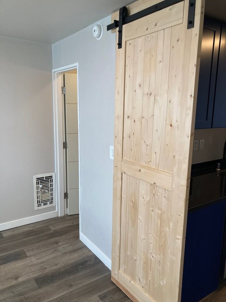 219 Queen Anne Ave N #219 - Photo 4 of 20